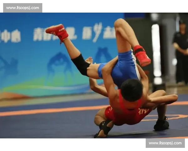 摔跤比赛中的力量与技巧较量全景分析及其对运动员心理素质的深刻影响
