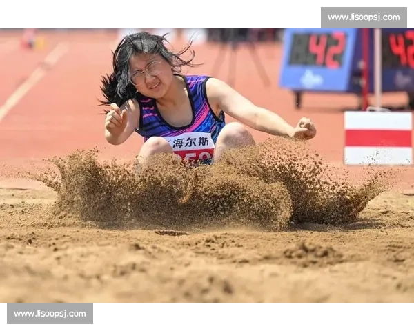 精彩瞬间回顾：全球体育赛事集锦带你重温每一场激动人心的时刻 - 副本